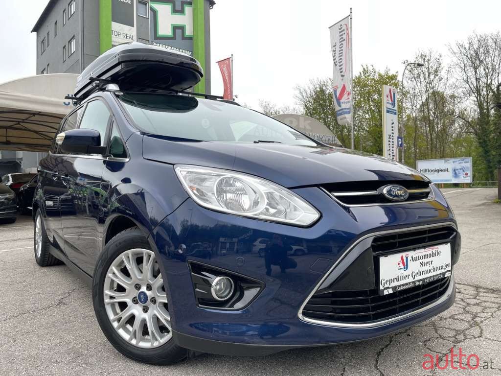 2011' Ford C-MAX photo #1