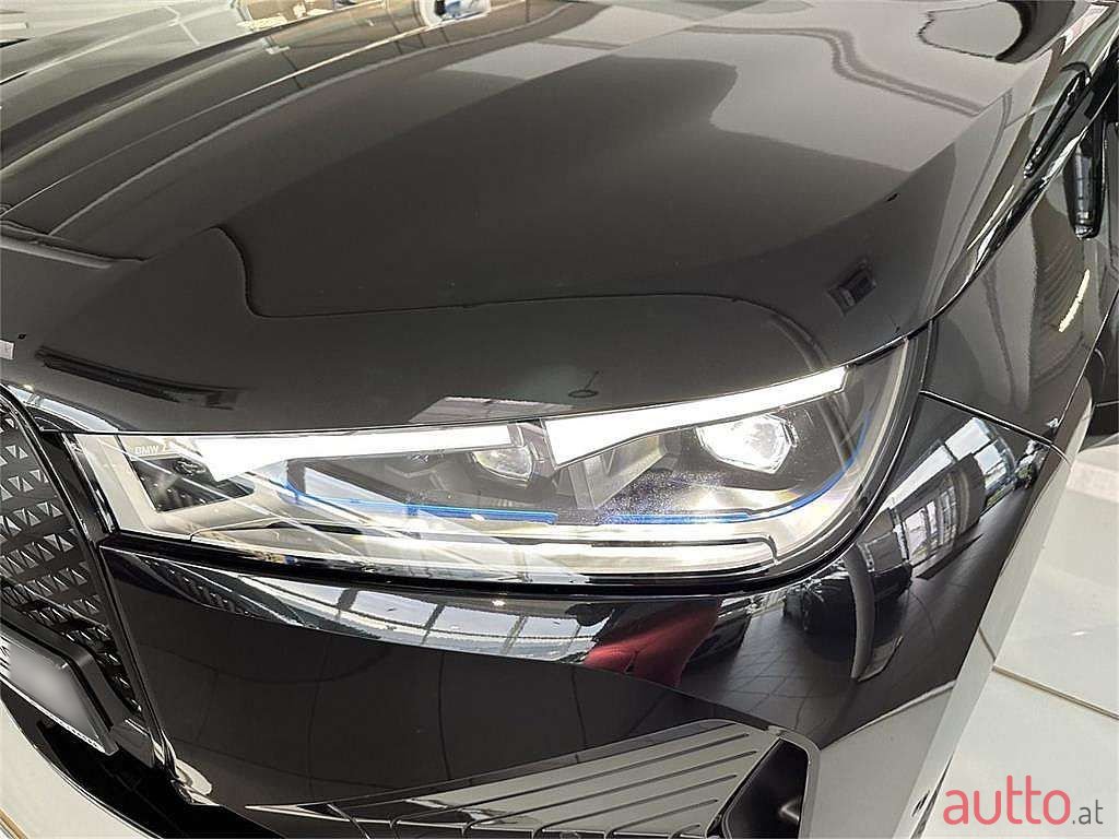 2023' BMW iX photo #5