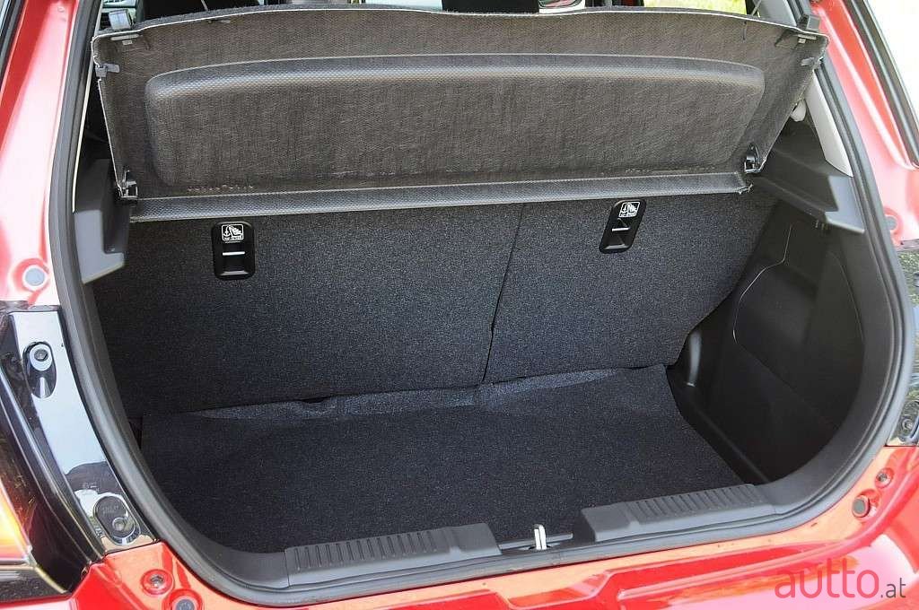 2024' Suzuki Swift photo #6