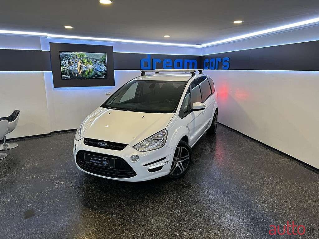 2014' Ford S-Max photo #1