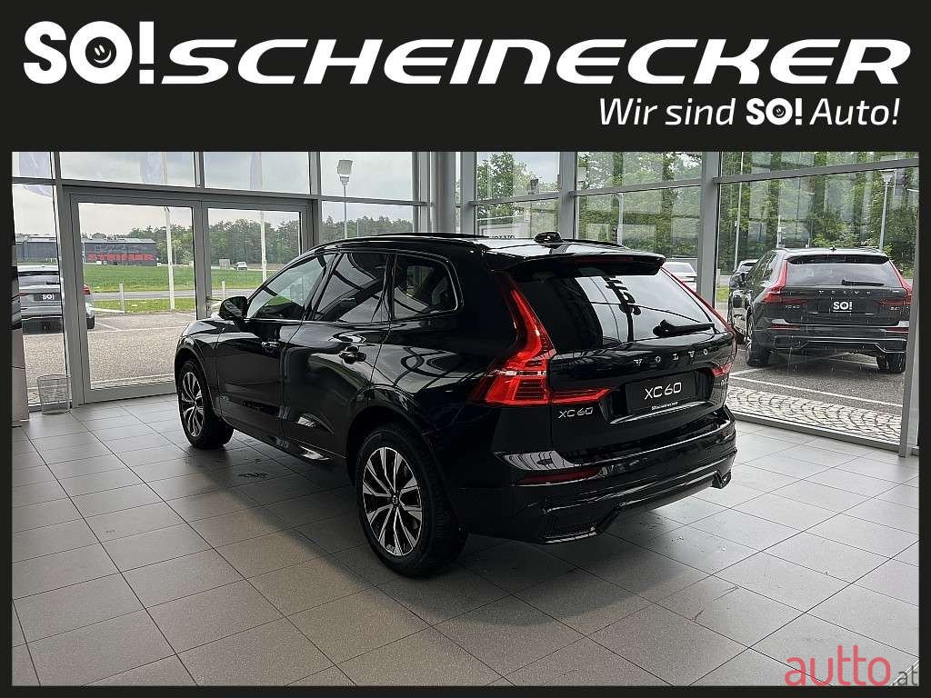2024' Volvo XC60 photo #3
