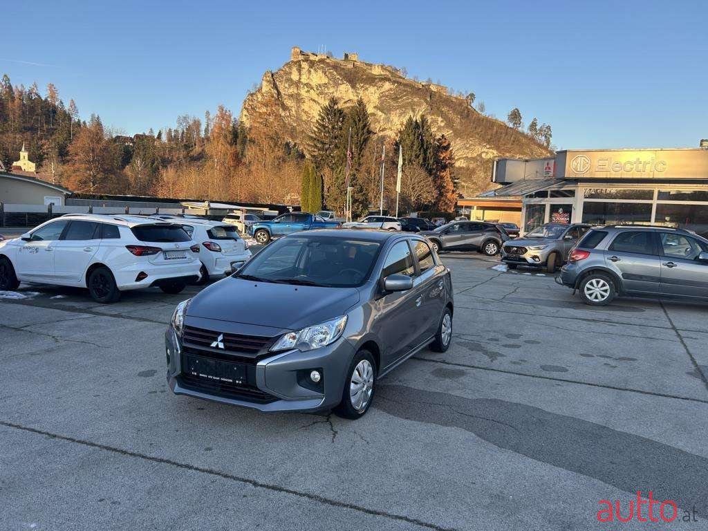 2022' Mitsubishi Space Star photo #1