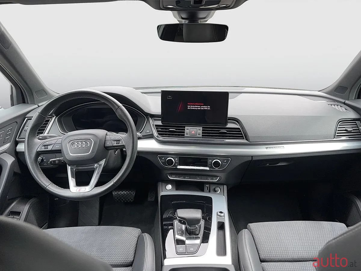 2023' Audi Q5 photo #6