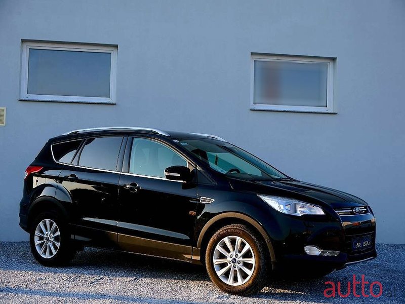 2016' Ford Kuga photo #4