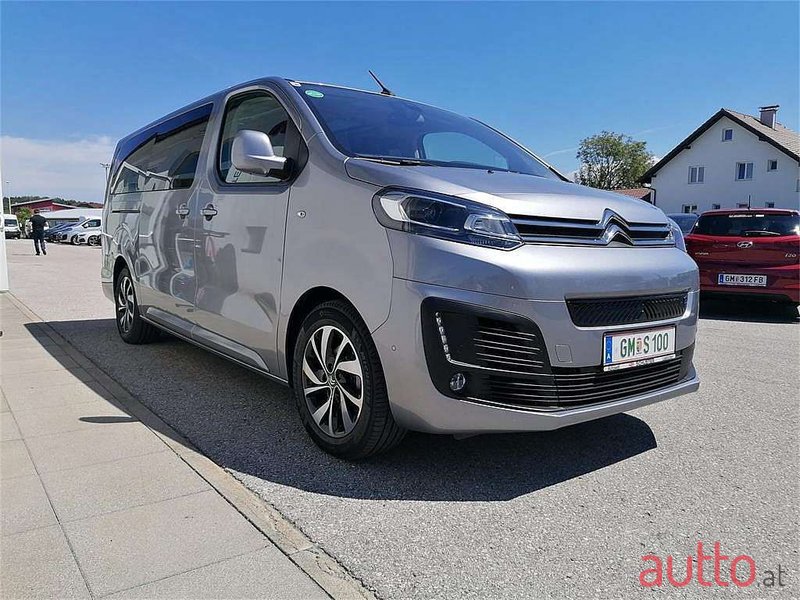 2021' Citroen Spacetourer photo #1