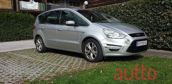 2010' Ford S-Max photo #1