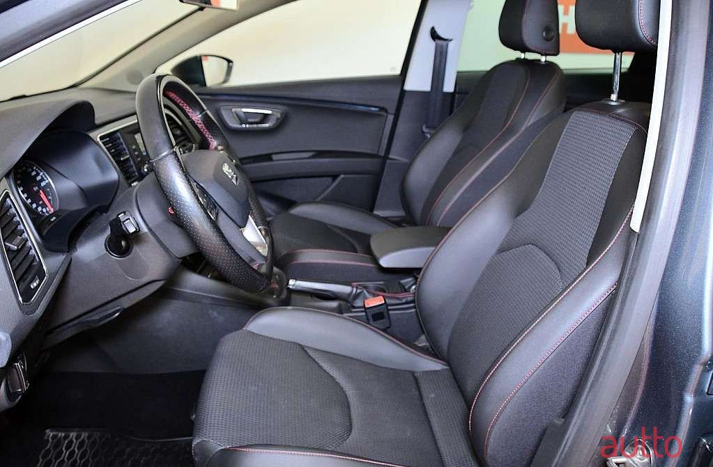 2016' SEAT Leon photo #6