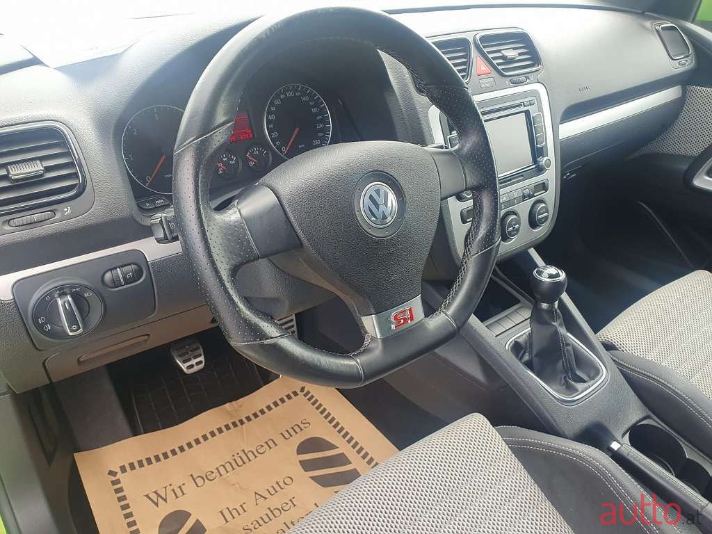 2009' Volkswagen Scirocco photo #6