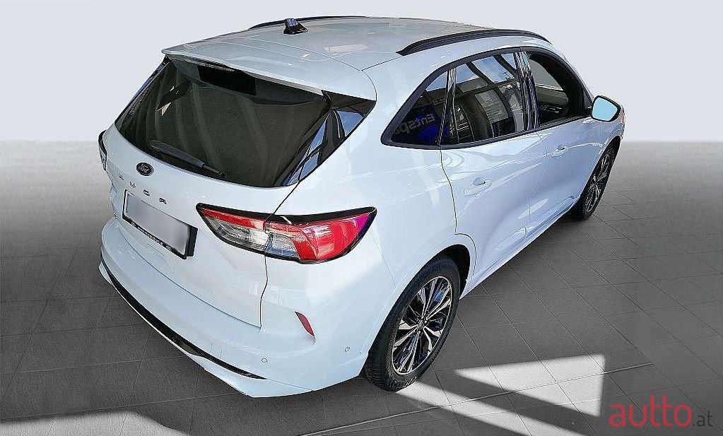 2020' Ford Kuga photo #4