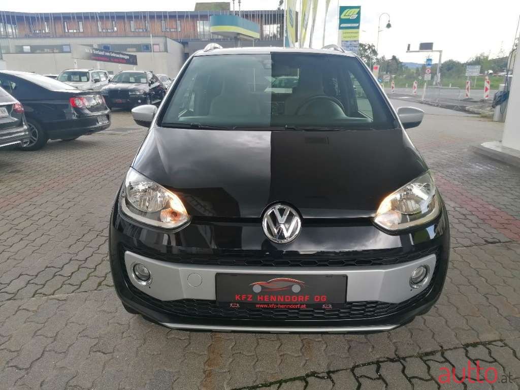 2015' Volkswagen Up! photo #2