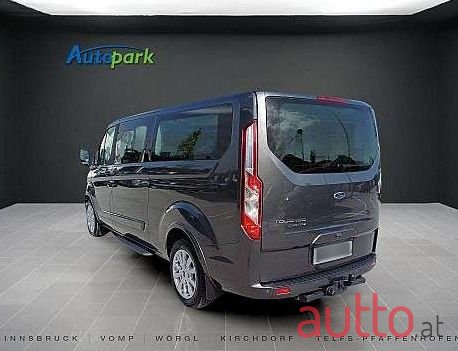 2023' Ford Tourneo photo #6