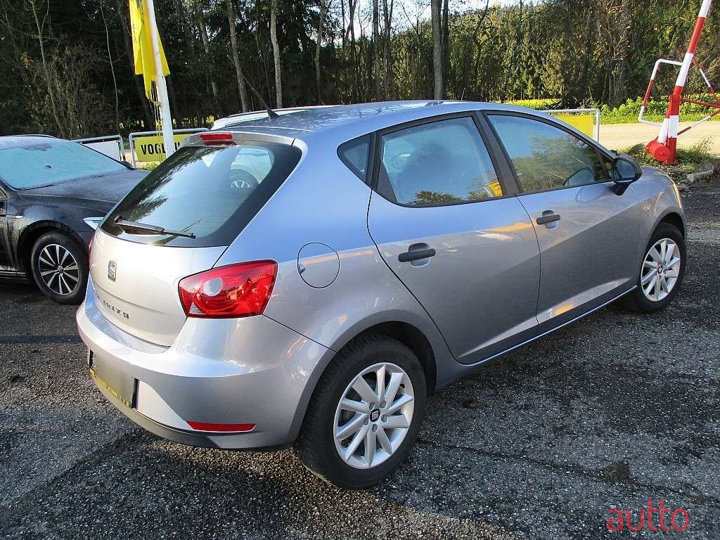 2017' SEAT Ibiza photo #2