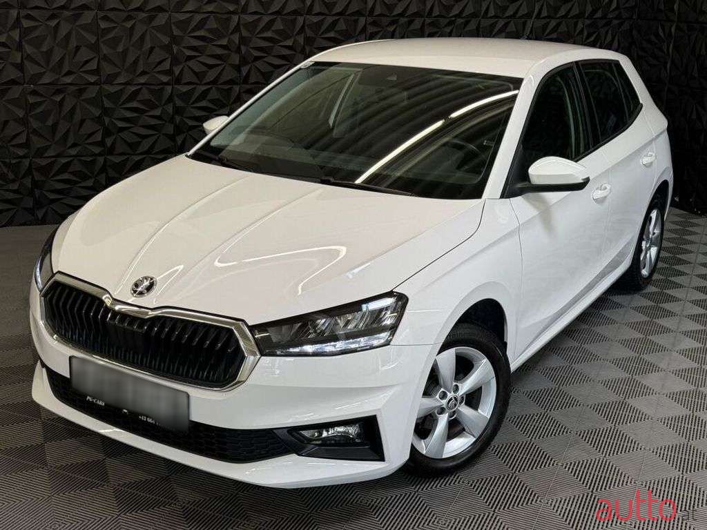 2022' Skoda Fabia photo #1