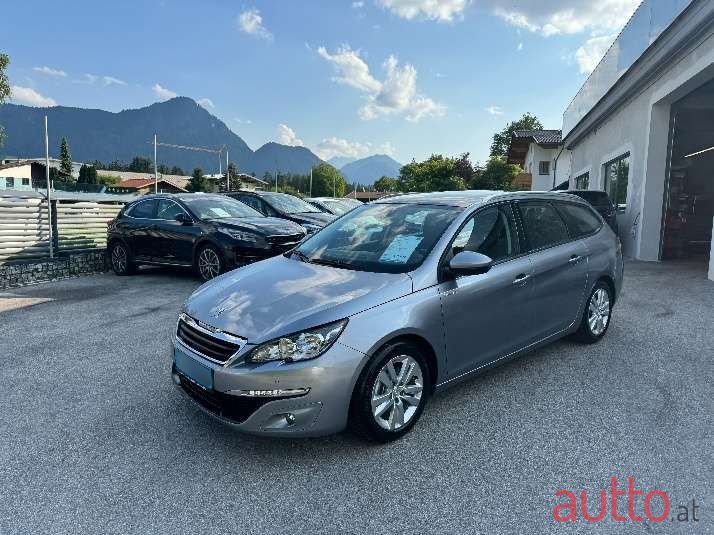 2017' Peugeot 308 photo #3