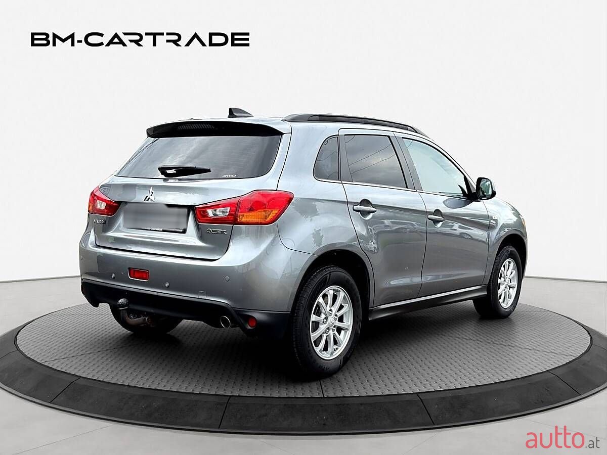 2017' Mitsubishi ASX photo #6