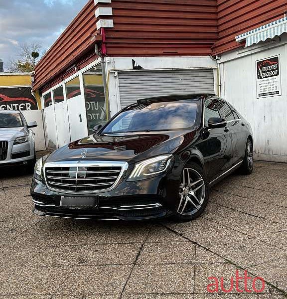 2018' Mercedes-Benz S-Klasse photo #3
