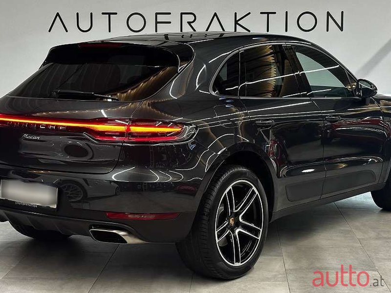 2021' Porsche Macan photo #4