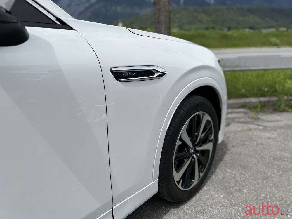 2022' Mazda CX-60 photo #4