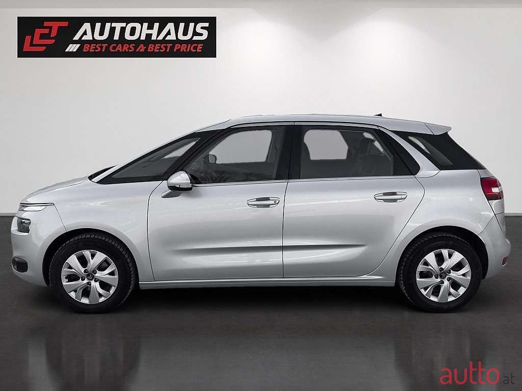 2016' Citroen C4 Picasso photo #2