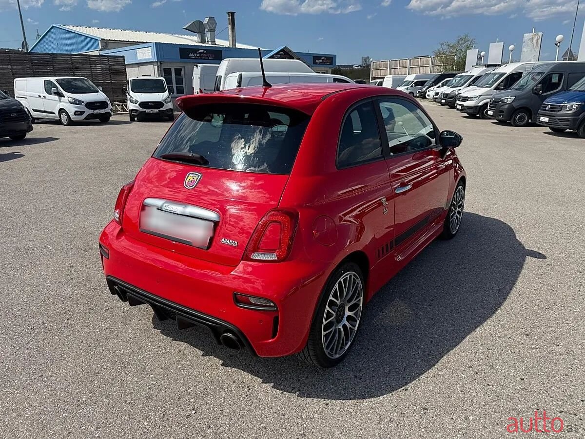 2017' Fiat 500 Abarth photo #6