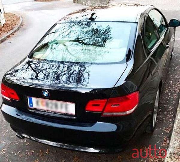 2009' BMW 3Er-Reihe photo #4