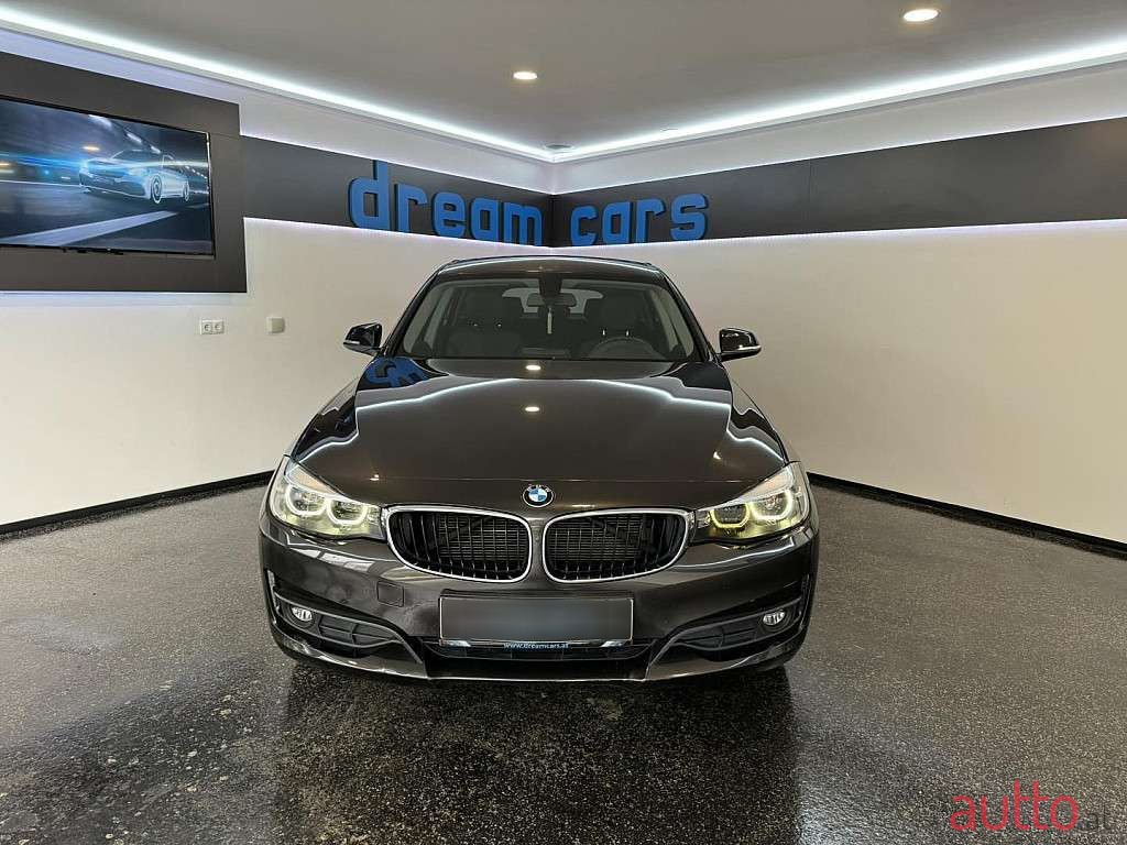 2017' BMW 3Er-Reihe photo #2