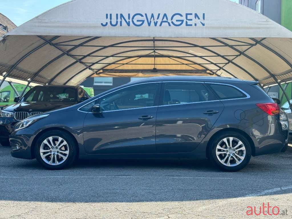 2013' Kia Ceed photo #4