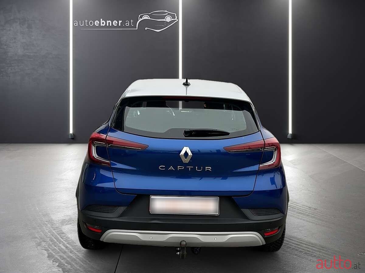 2022' Renault Captur photo #6