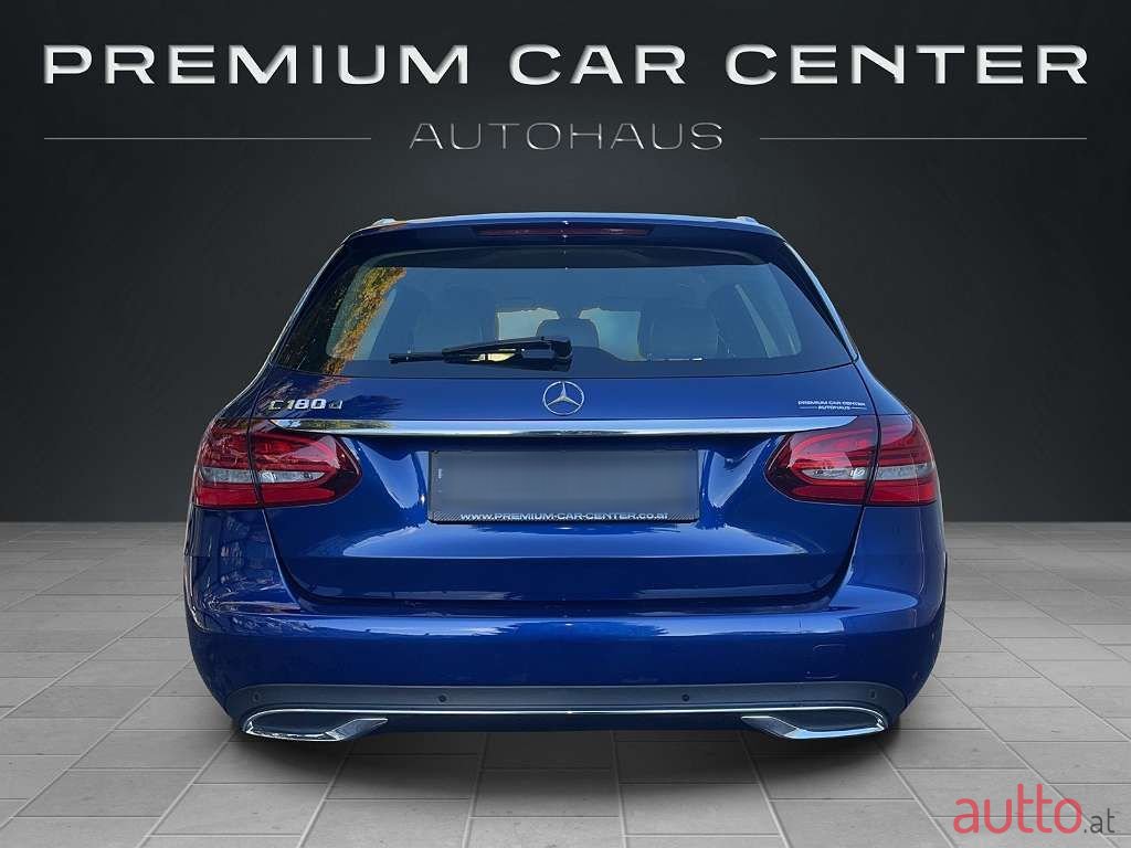 2018' Mercedes-Benz C-Klasse photo #5