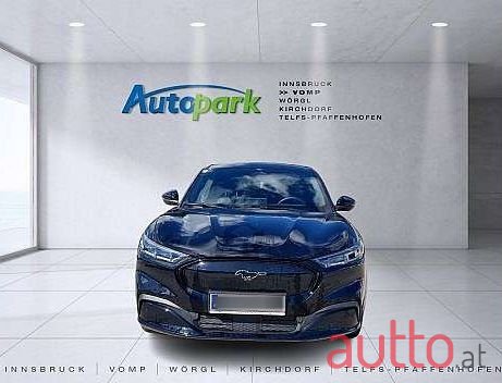 2023' Ford Mustang Mach-E photo #2