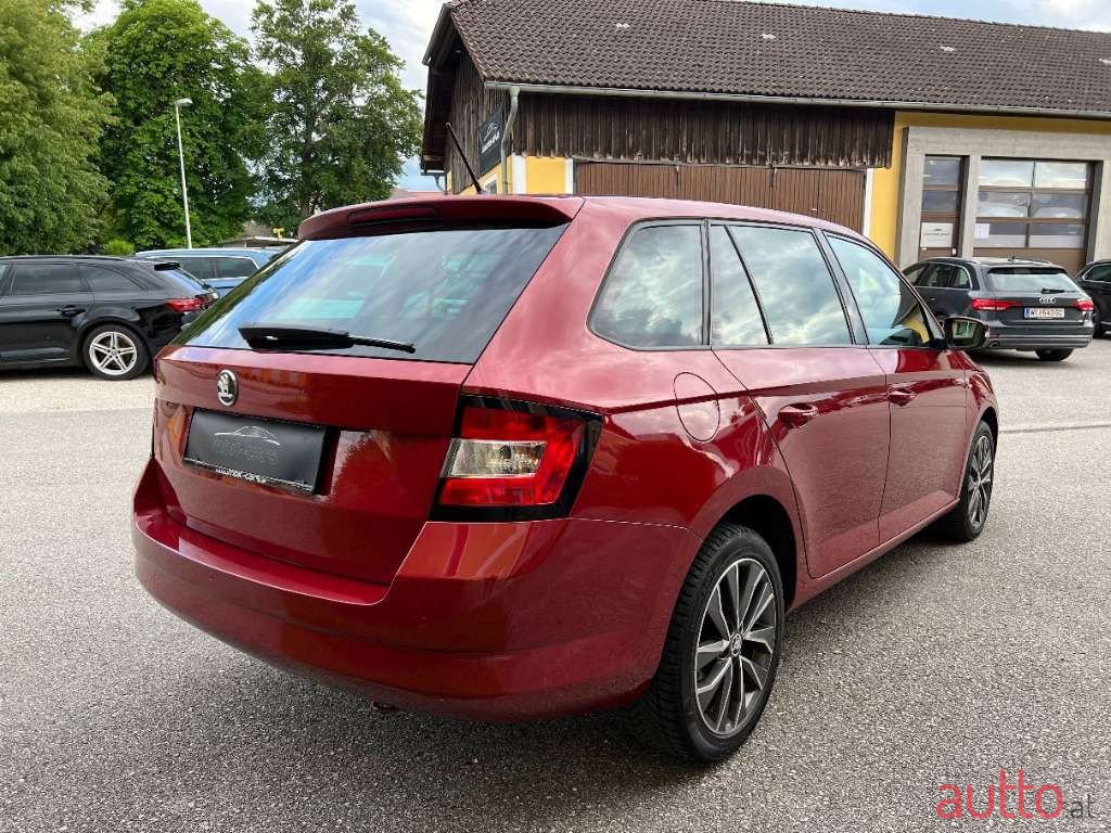 2017' Skoda Fabia photo #5