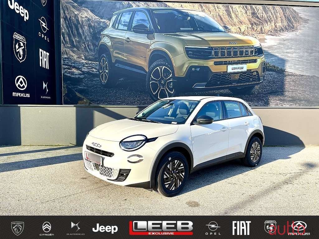 2024' Fiat 600 photo #1