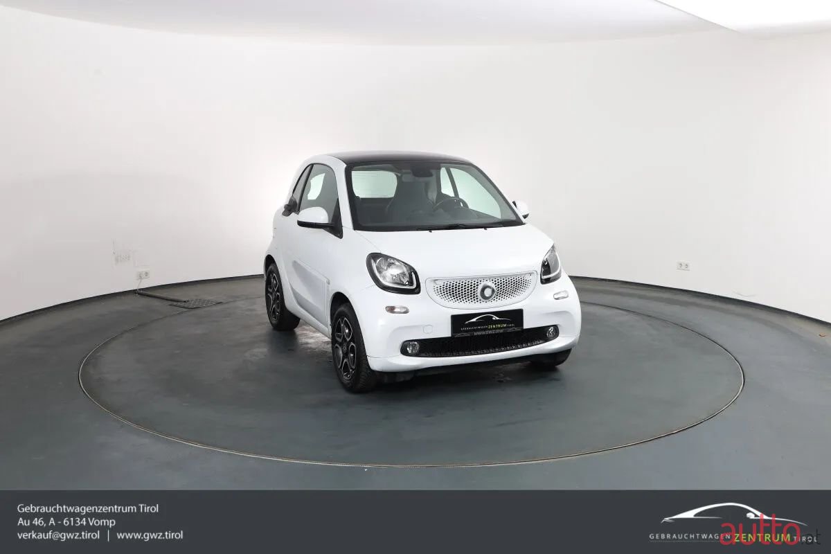 2015' Smart Fortwo photo #3