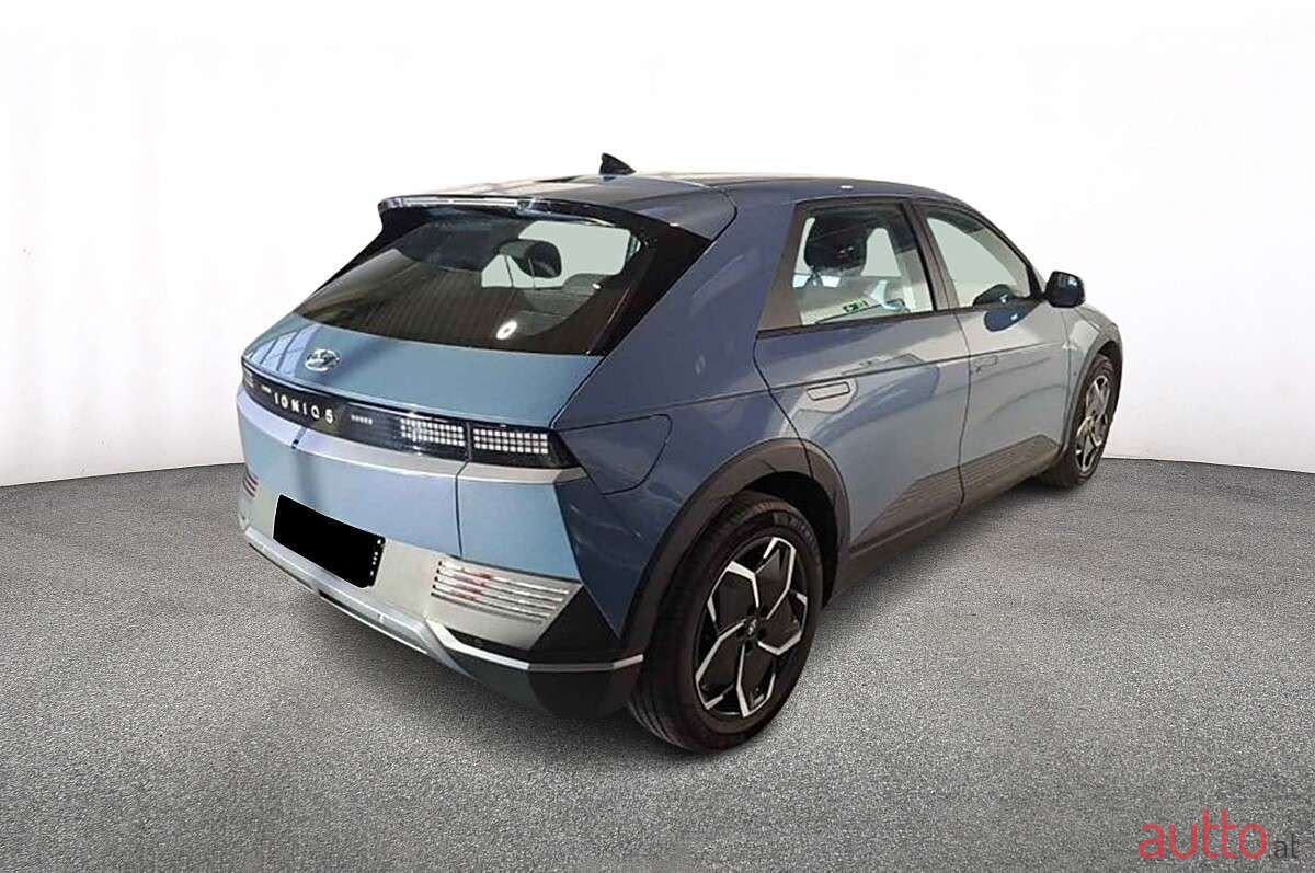 2023' Hyundai Ioniq 5 photo #2