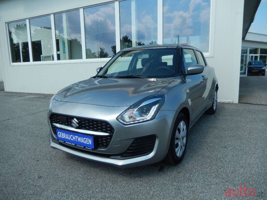 2021' Suzuki Swift photo #1