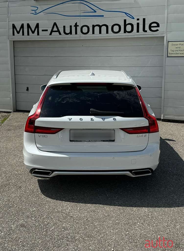 2017' Volvo V90 photo #4