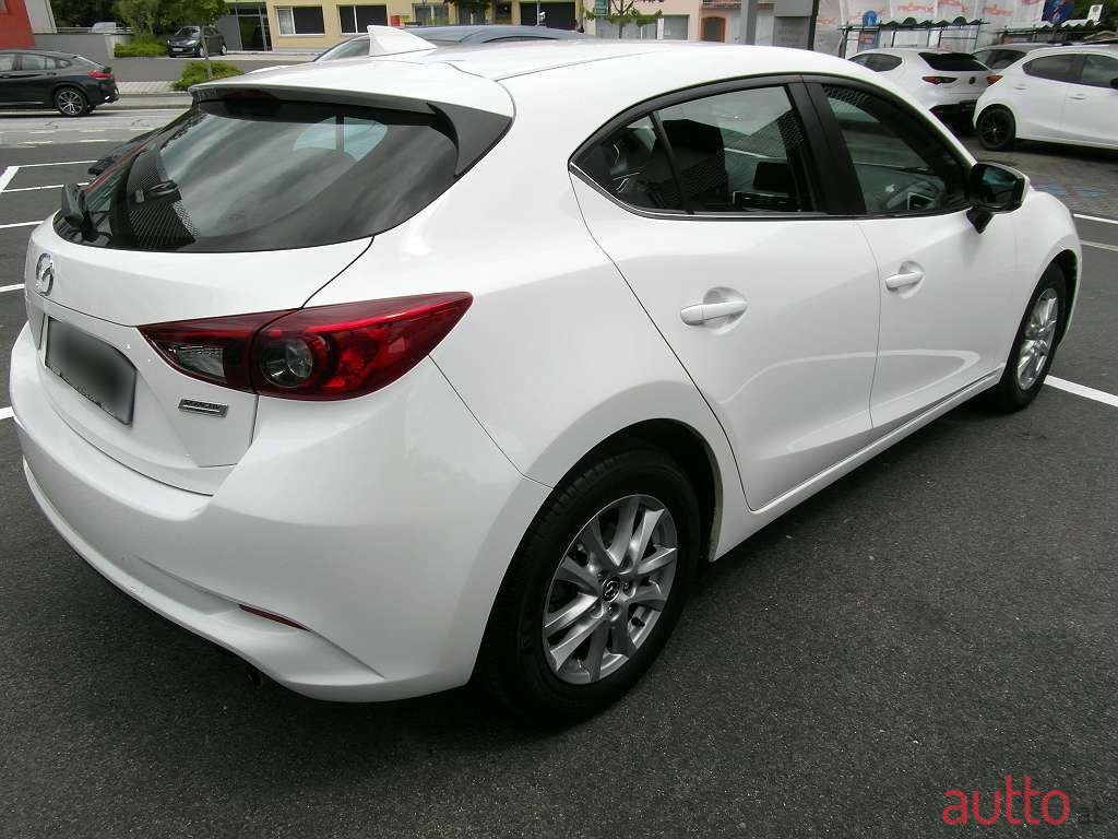 2017' Mazda Mazda3 photo #4