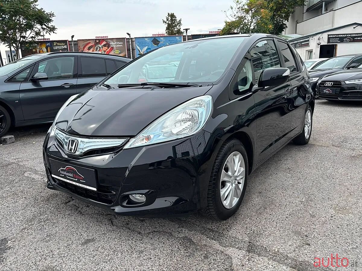 2012' Honda Jazz photo #1