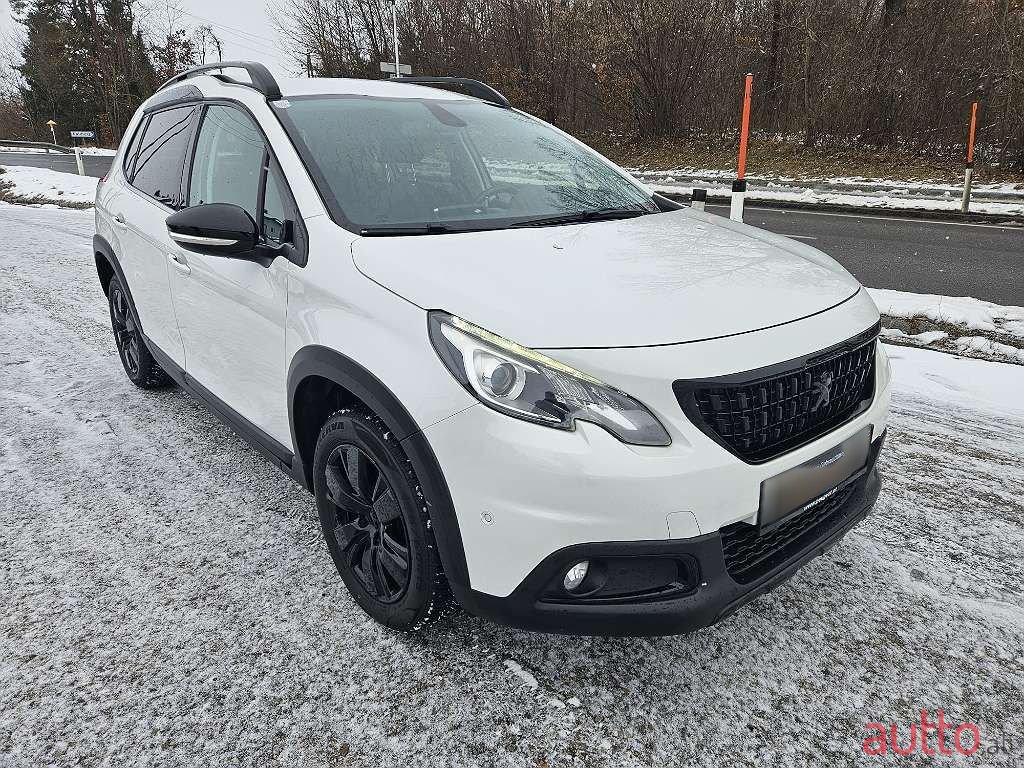 2017' Peugeot 2008 photo #1