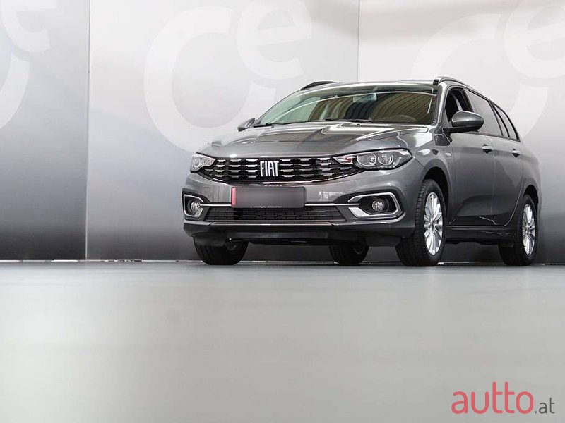 2022' Fiat Tipo photo #2