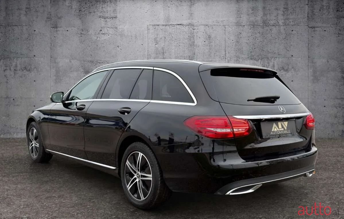 2019' Mercedes-Benz C-Klasse photo #3