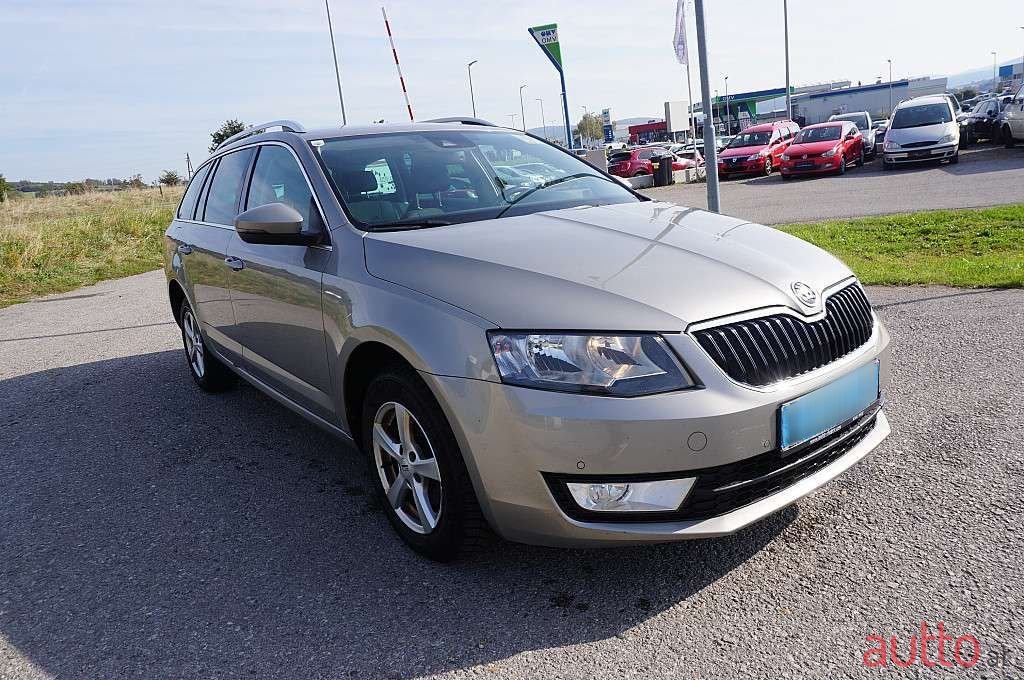 2014' Skoda Octavia photo #3