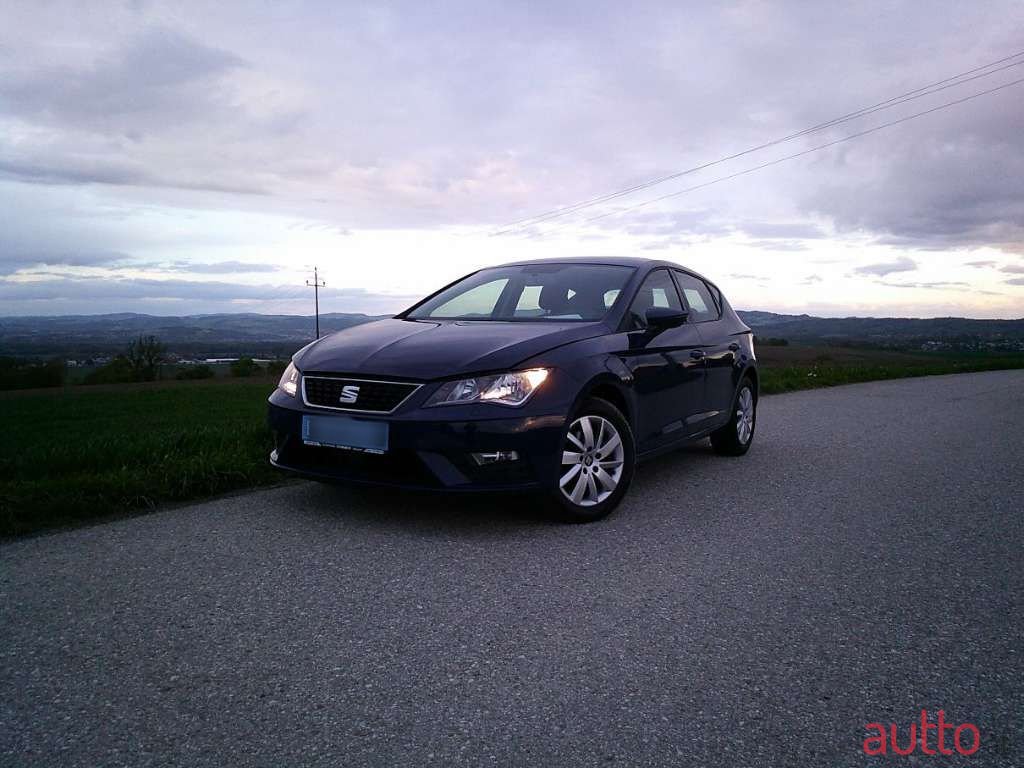 2019' SEAT Leon photo #4