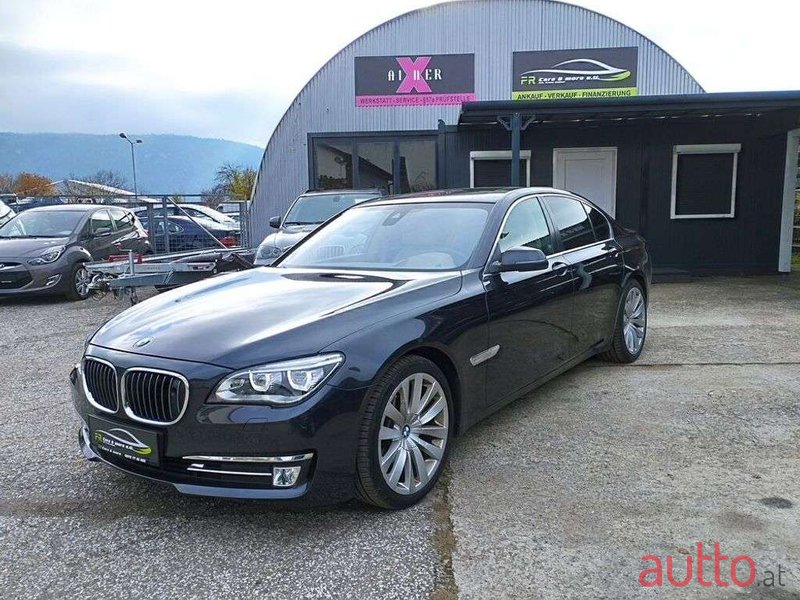 2013' BMW 7Er-Reihe photo #1