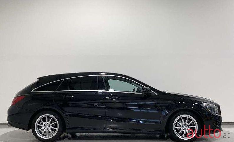 2015' Mercedes-Benz Cla-Klasse photo #1
