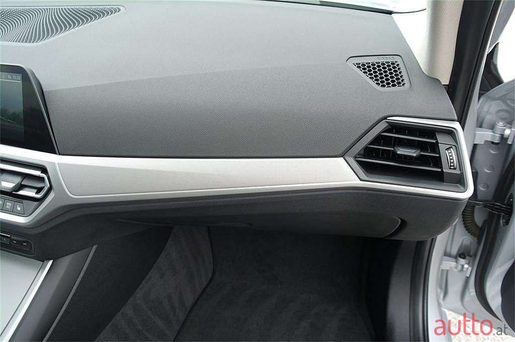 2021' BMW 3Er-Reihe photo #4