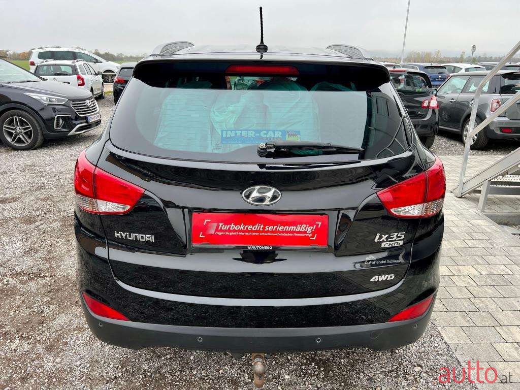 2011' Hyundai ix35 photo #5