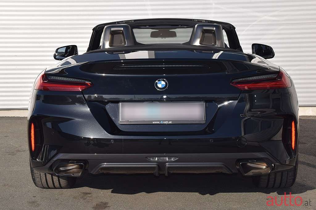 2019' BMW Z4 photo #5