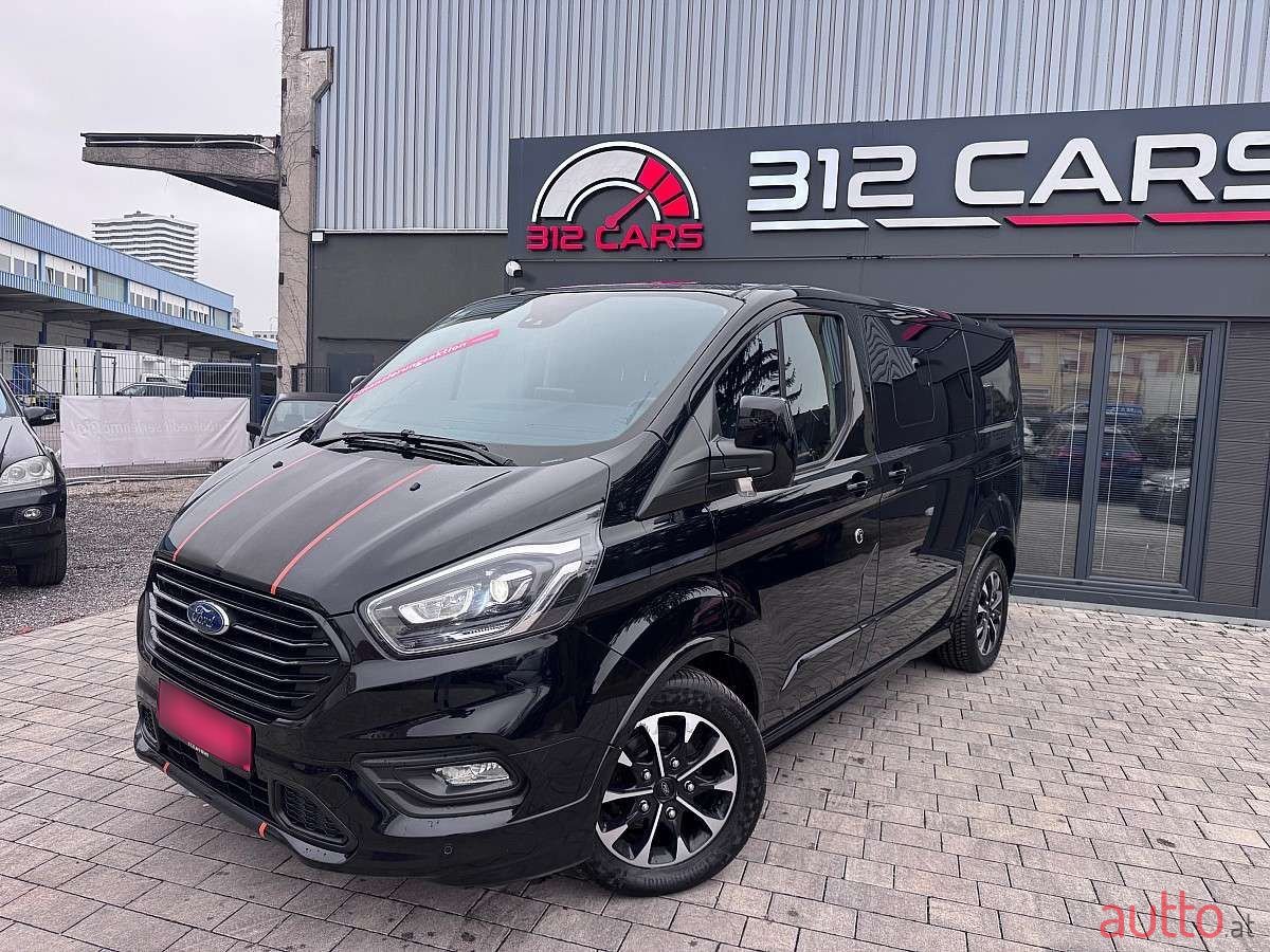 2019' Ford Tourneo photo #2