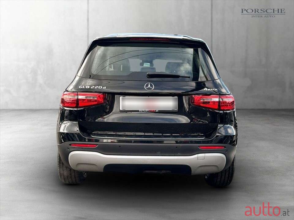 2020' Mercedes-Benz GLB photo #6